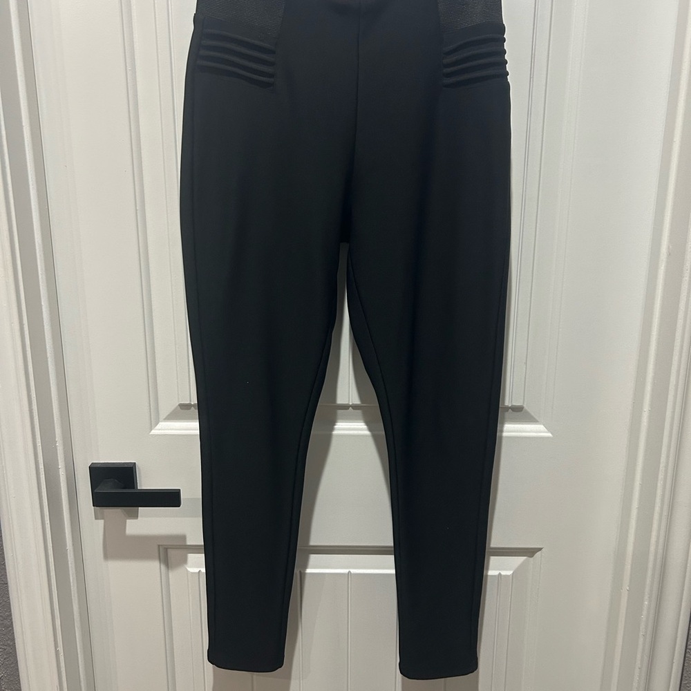 Black High-Waisted Compression Leggings